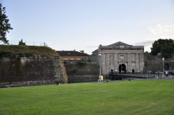 Fort van Peschiera aan het Gardameer