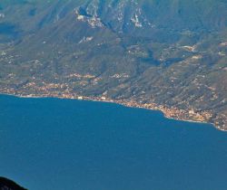 Landschap Riviera dei Limoni aan het Gardameer