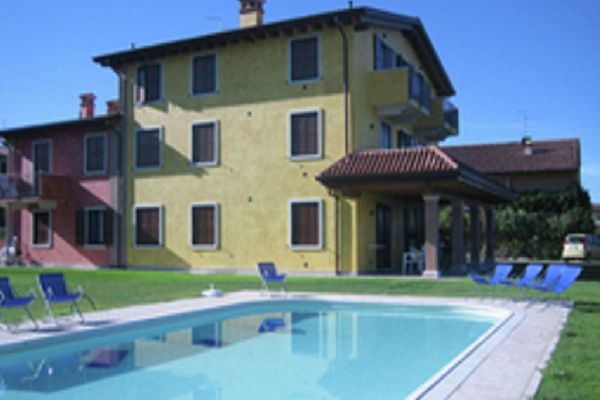 Casolare E