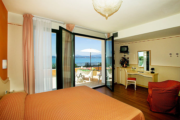 Hotel La Rondine Hotel La Rondine