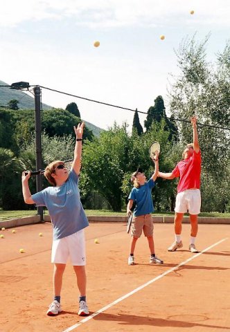 Tennis Clinic Klaus Moik Tennis Clinic Klaus Moik